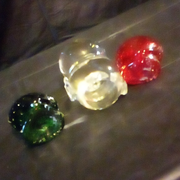 Owl paperweight or objects D' art bundle, red & green twins are blown glass - Picture 7 of 8